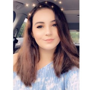 Meet your Posher, Savannah